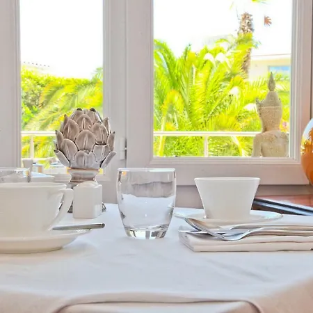 Szálloda La Cap D'antibes Juan-les-Pins